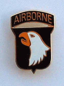 101st Airborne Division Pin w/2 clutches - Military Patches and Pins