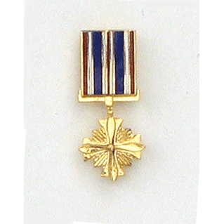 Distinguished Flying Cross Mini Medal w/2 clutches - Military Patches and Pins