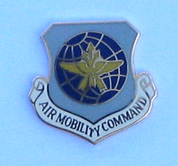 Air Mobility Command 1" w/2 clutches - Military Patches and Pins