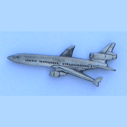 MD11 Pewter Plane w/1 clutch - Military Patches and Pins