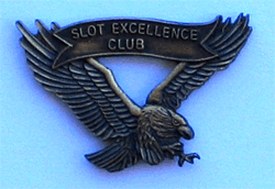Slot Excellence Club w/2 clutches - Military Patches and Pins